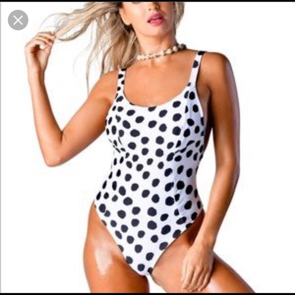 moana bikini Other - 😬SOLD😬Moana Twisted toucan 1 piece - SMALL